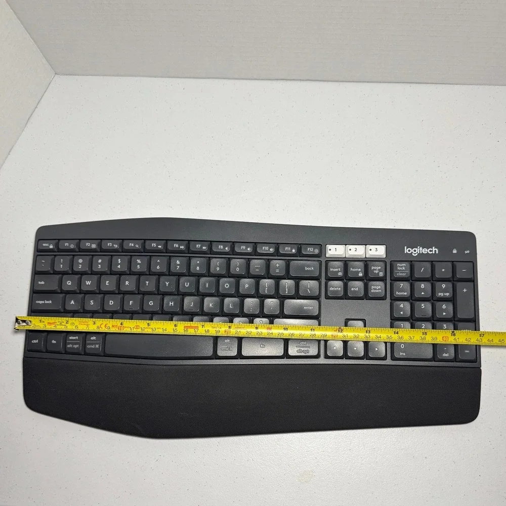 Logitech K850 Multi-Device Wireless Bluetooth Keyboard Black Tested Working